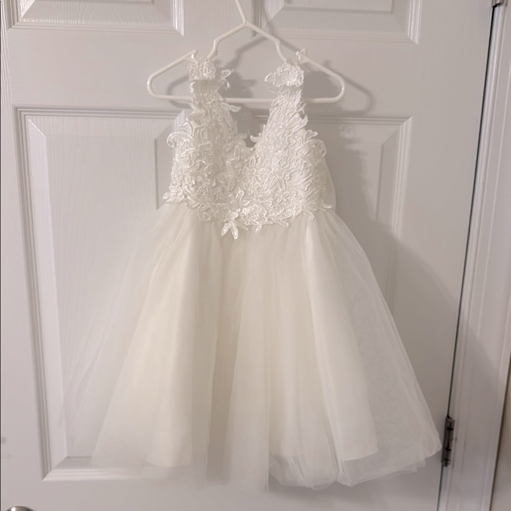 Elegant White Lace Kids Dress
